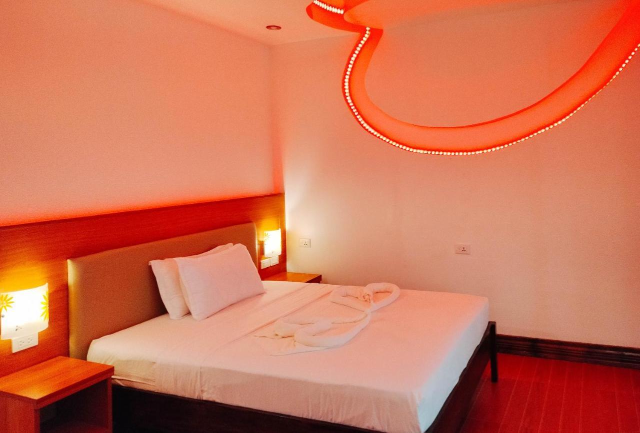 Reddoorz @ Sun Kissed Resort Guindulman Anda  Exterior foto